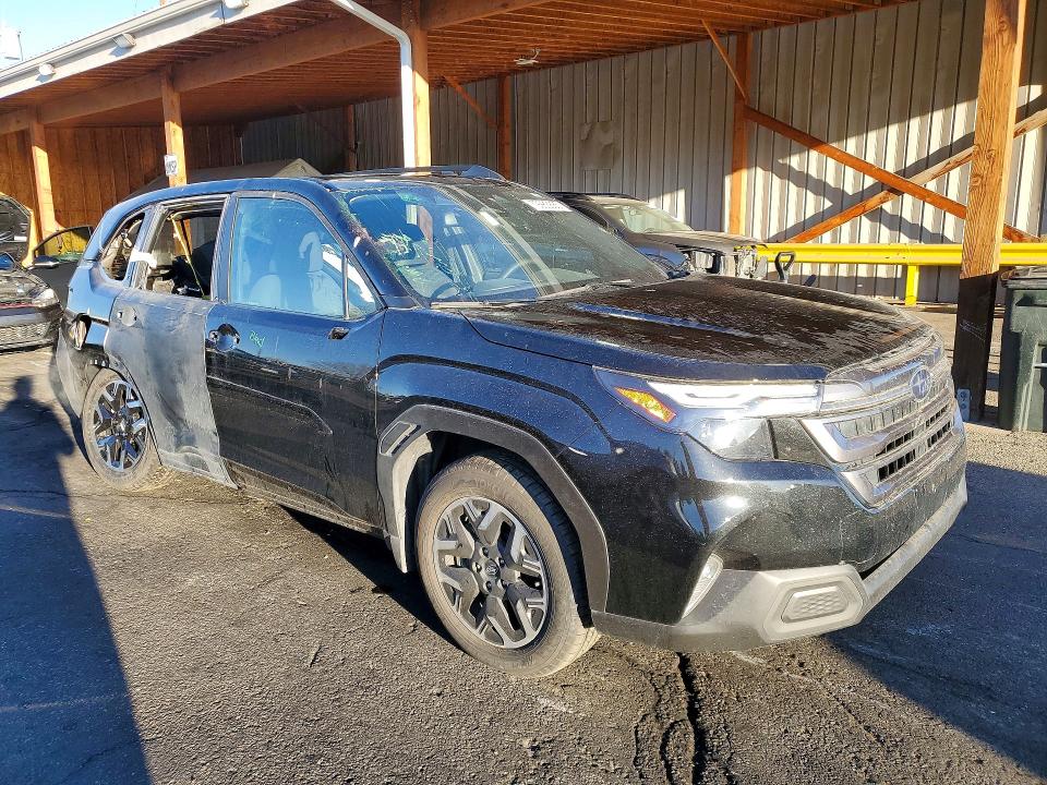 Photo 4 from auction – 2025 SUBARU FORESTER with VIN JF2SLDDC7SH536140