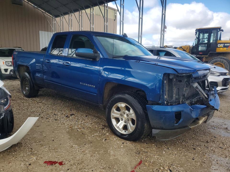 Photo 4 from auction – 2016 CHEVROLET SILVERADO with VIN 1GCVKREC0GZ256426