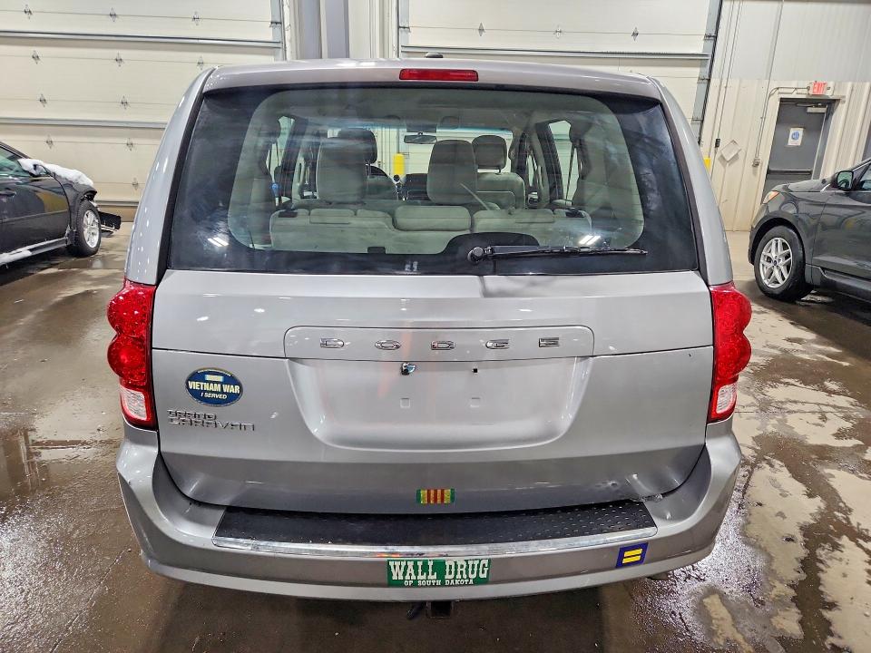 Photo 6 from auction – 2015 DODGE GRAND CARAVAN with VIN 2C4RDGBG1FR570392