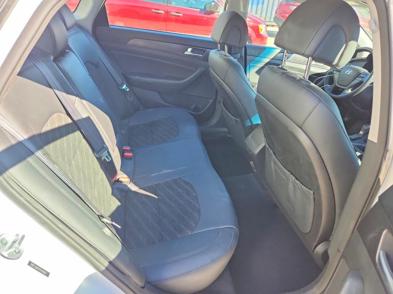 Photo 10 from auction – 2015 HYUNDAI SONATA with VIN 5NPE34AF4FH193501