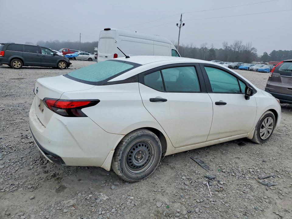 Photo 3 from auction – 2020 NISSAN VERSA with VIN 3N1CN8DV6LL801495