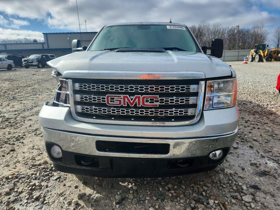 Photo 5 from auction – 2013 GMC SIERRA with VIN 1GT120E87DF111337