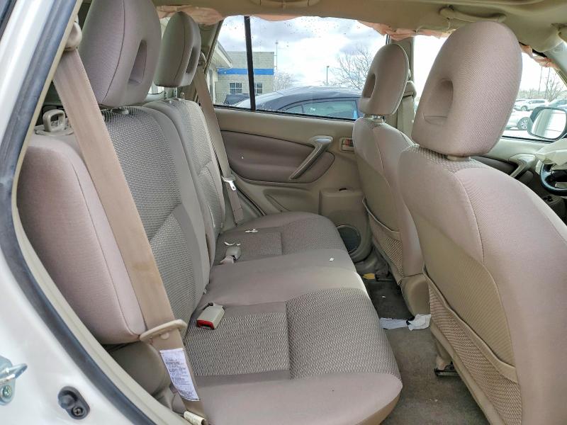 Photo 11 from auction – 2005 TOYOTA RAV4 with VIN JTEHD20V850051070