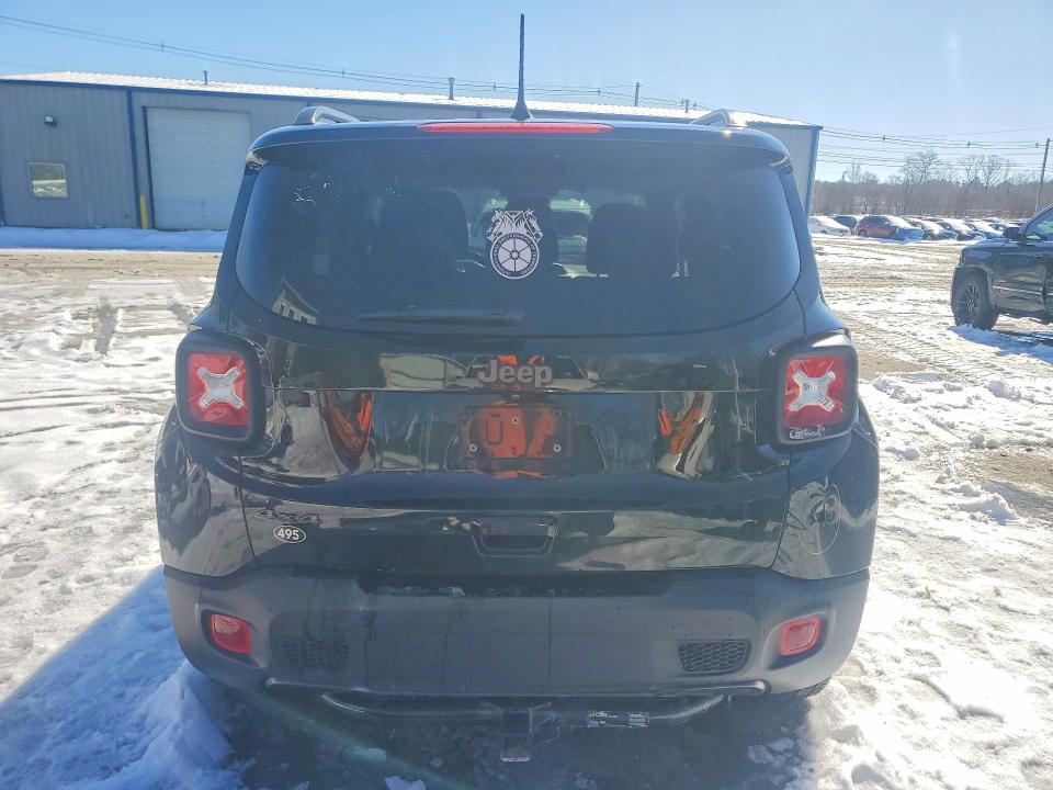 Photo 6 from auction – 2021 JEEP RENEGADE with VIN ZACNJDBB4MPN32759