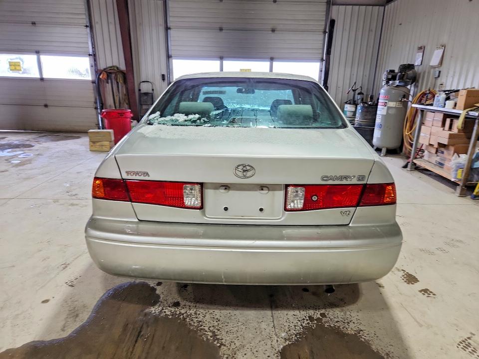 Photo 6 from auction – 2000 TOYOTA CAMRY with VIN 4T1BF22K8YU101076