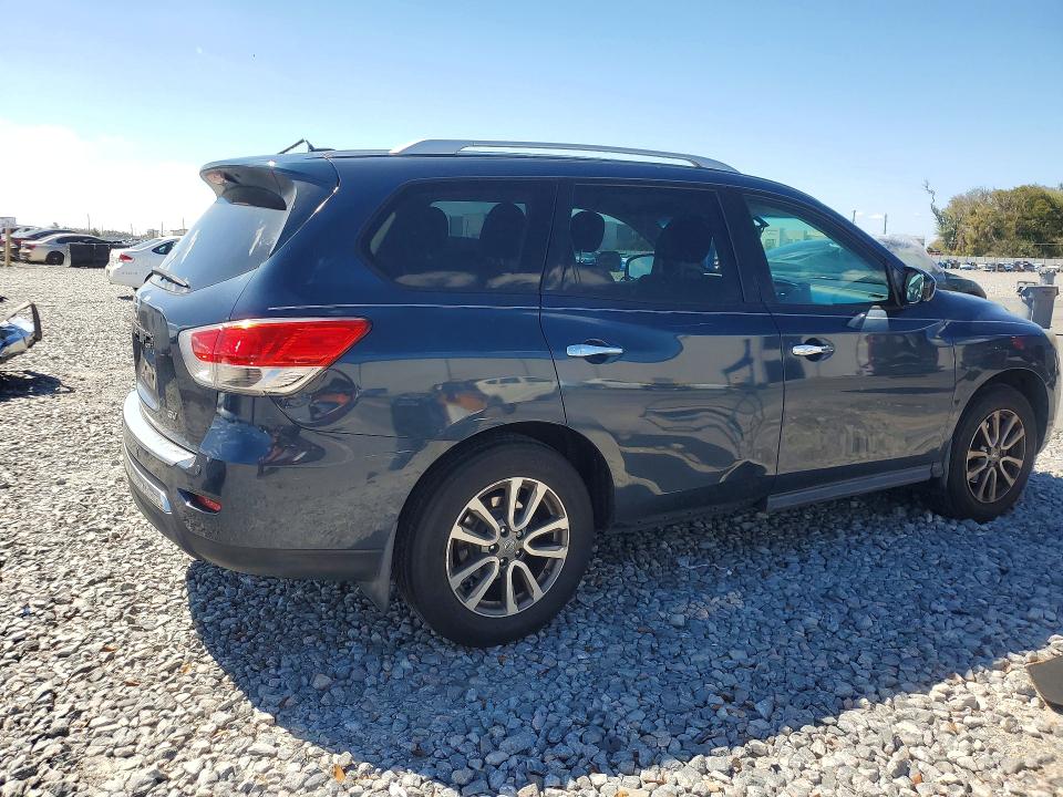 Photo 3 from auction – 2015 NISSAN PATH FINDE with VIN 5N1AR2MN4FC672335