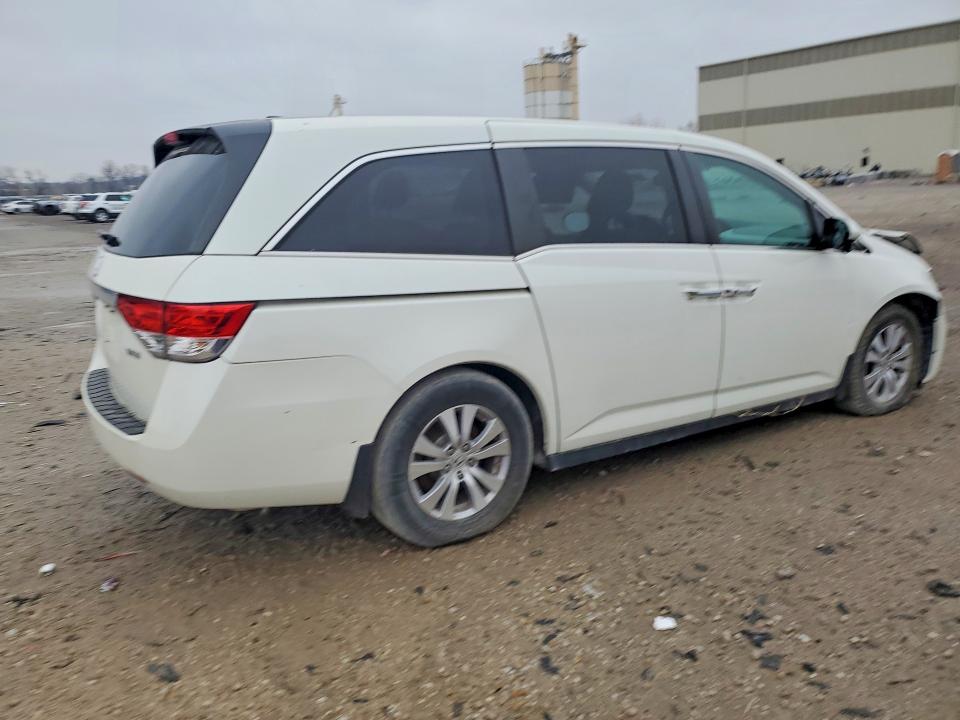 Photo 3 from auction – 2016 HONDA ODYSSEY with VIN 5FNRL5H61GB069540