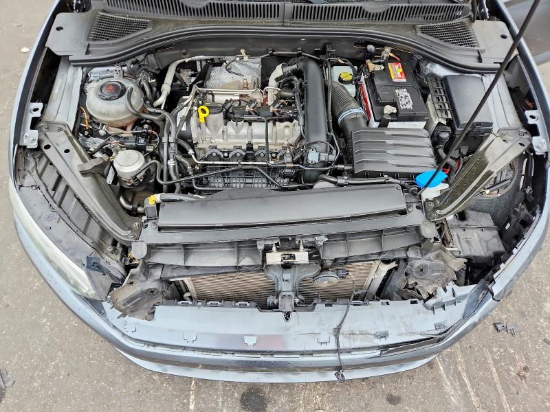 Photo 11 from auction – 2019 VOLKSWAGEN JETTA with VIN 3VWC57BU8KM102201