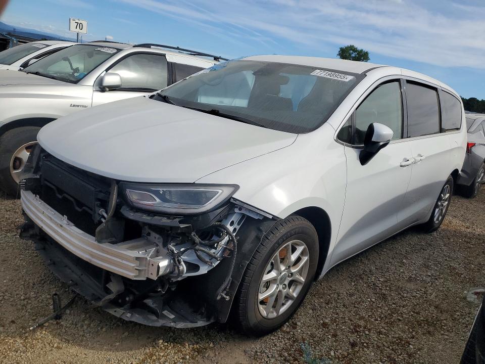 CHRYSLER PACIFICA 2023 with VIN 2C4RC1BG4PR607534 - Photo from auction
