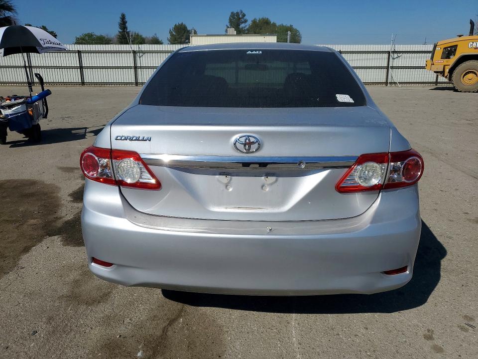 Photo 6 from auction – 2013 TOYOTA COROLLA with VIN 5YFBU4EE8DP131794