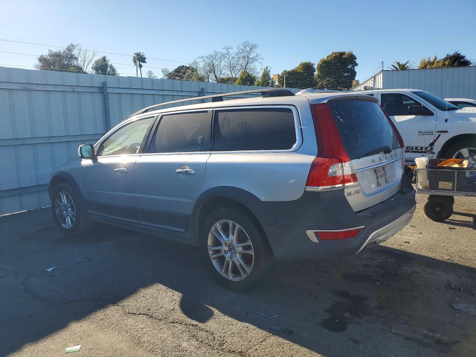 Photo 2 from auction – 2016 VOLVO XC70 with VIN YV440MBK4G1247532