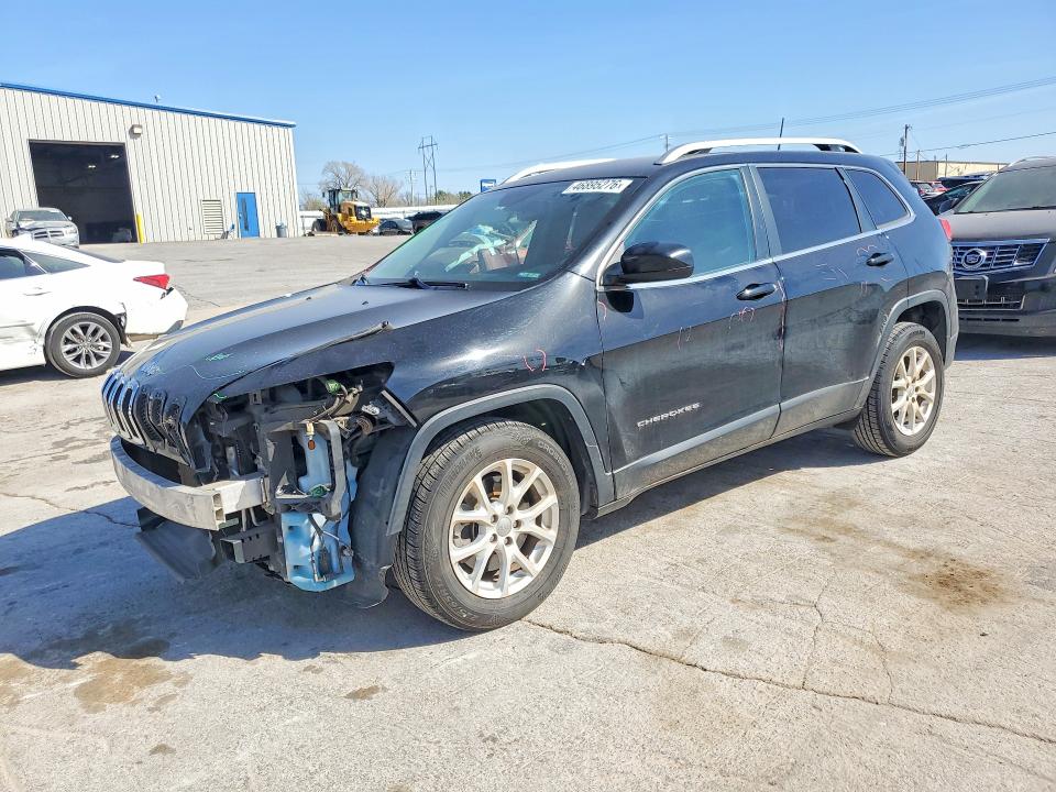 JEEP CHEROKEE 2018 with VIN 1C4PJLCB1JD503735 - Photo from auction