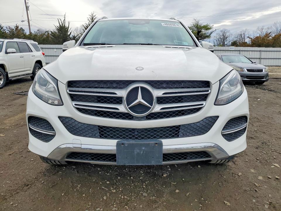 Photo 5 from auction – 2016 MERCEDES-BENZ GLE with VIN 4JGDA5HB3GA762725