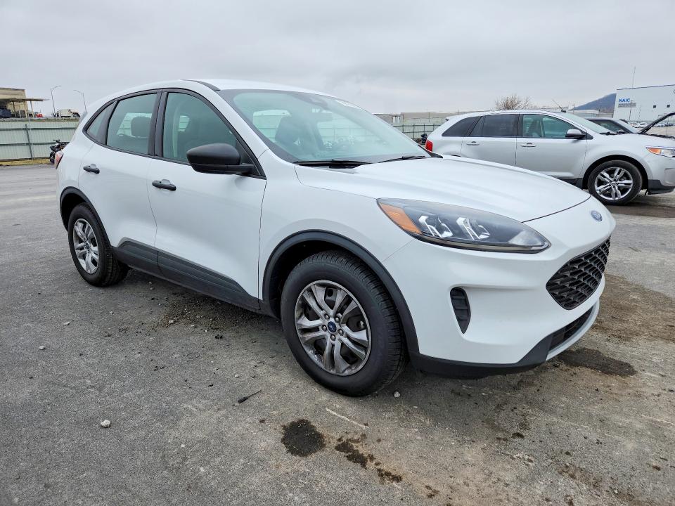 Photo 4 from auction – 2020 FORD ESCAPE with VIN 1FMCU0F69LUC55512