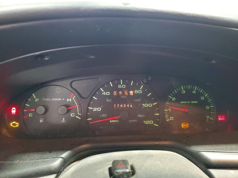 Photo 9 from auction – 2002 FORD TAURUS with VIN 1FAFP55S42G271687