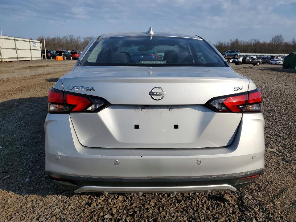 Zdjęcie 6 z aukcji – 2023 NISSAN VERSA z VIN 3N1CN8EV9PL820708