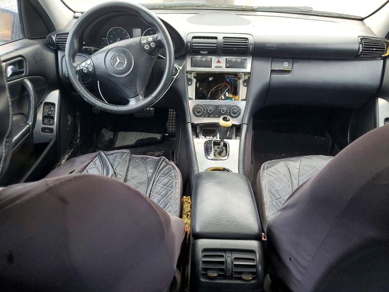 Photo 8 from auction – 2005 MERCEDES-BENZ C with VIN WDBRF40J05F643327