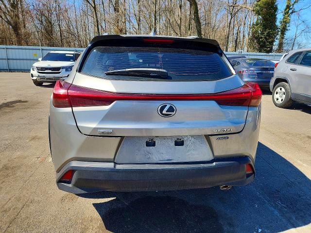 Photo 6 from auction – 2020 LEXUS UX 200 with VIN JTHX3JBH1L2029609