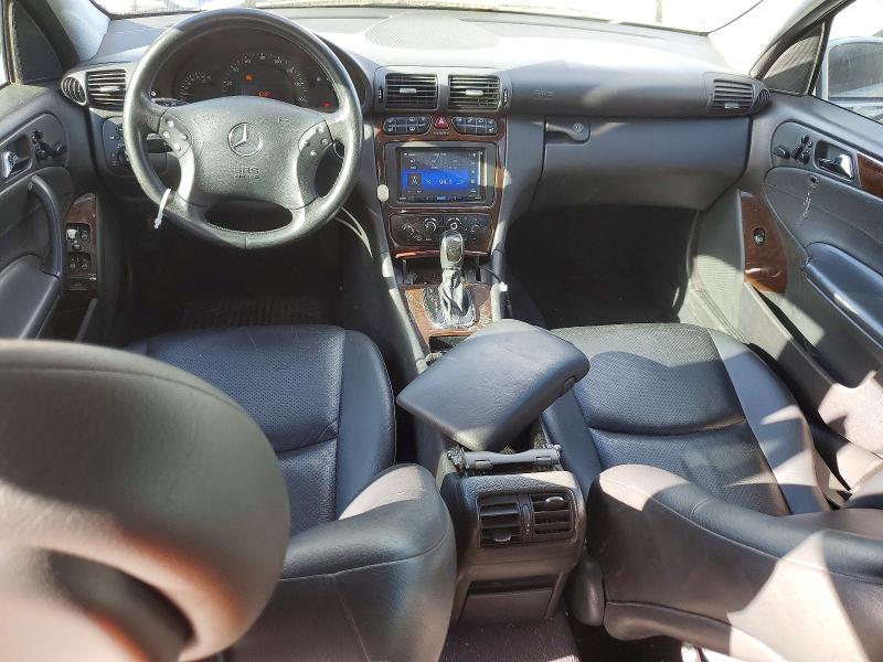 Снимка 8 от търг – 2004 MERCEDES BENZ C с VIN WDBRF81J54F526198
