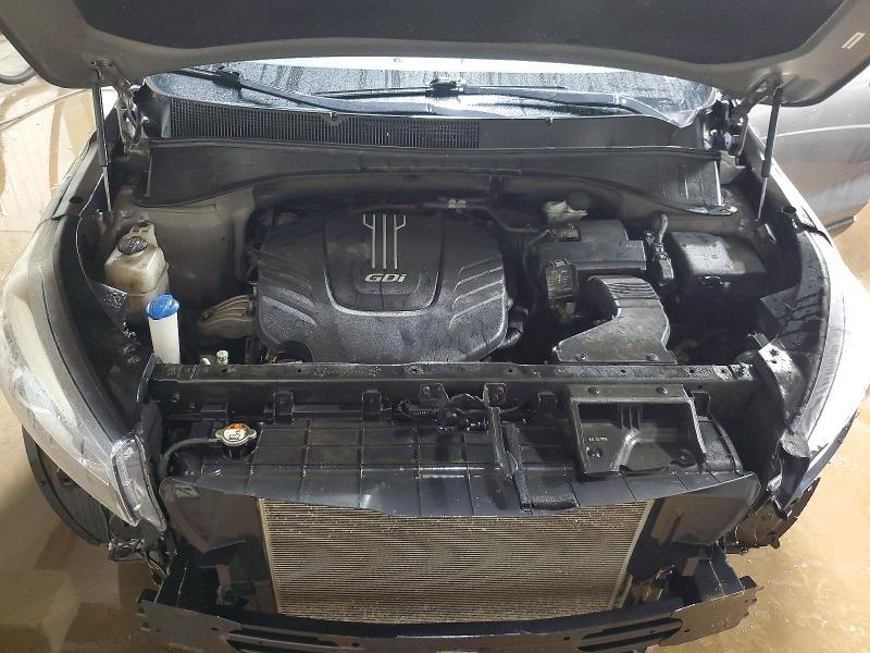 Photo 11 from auction – 2016 KIA SORENTO with VIN 5XYPHDA54GG021527