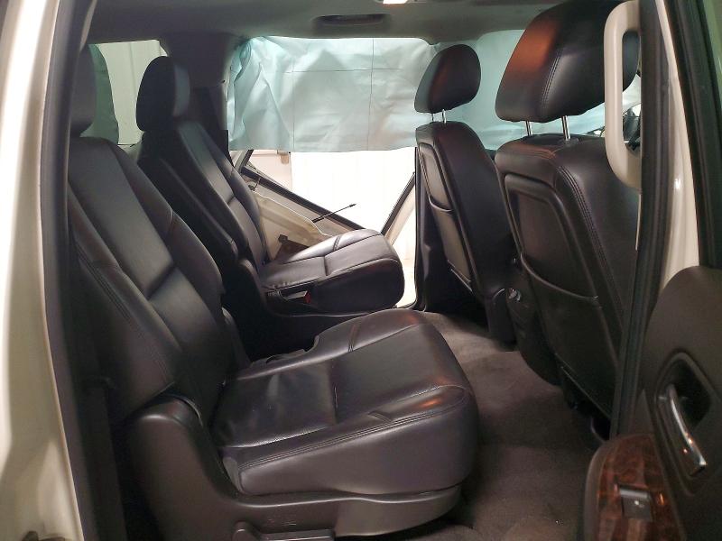 Photo 11 from auction – 2012 GMC YUKON XL with VIN 1GKS2MEFXCR112591