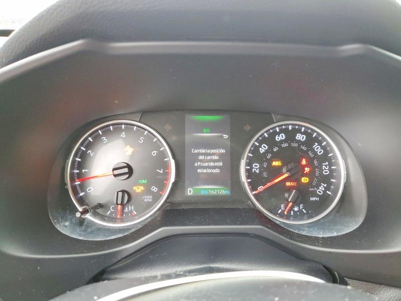 Photo 9 from auction – 2022 TOYOTA RAV4 with VIN 2T3W1RFVXNW185661