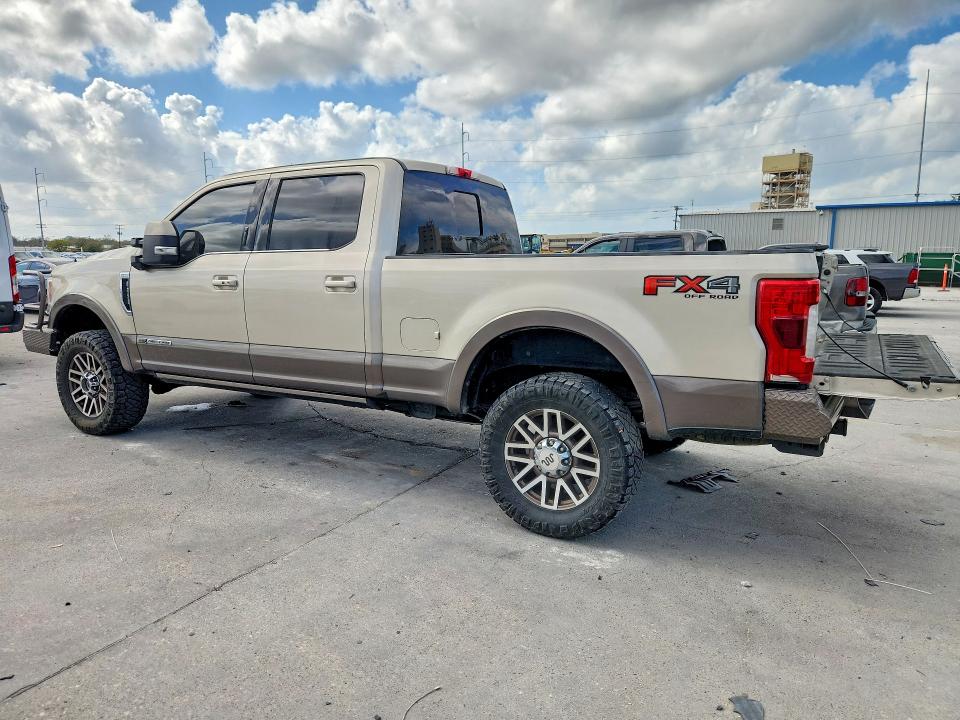 Photo 2 from auction – 2018 FORD F250 with VIN 1FT7W2BT0JEB94548