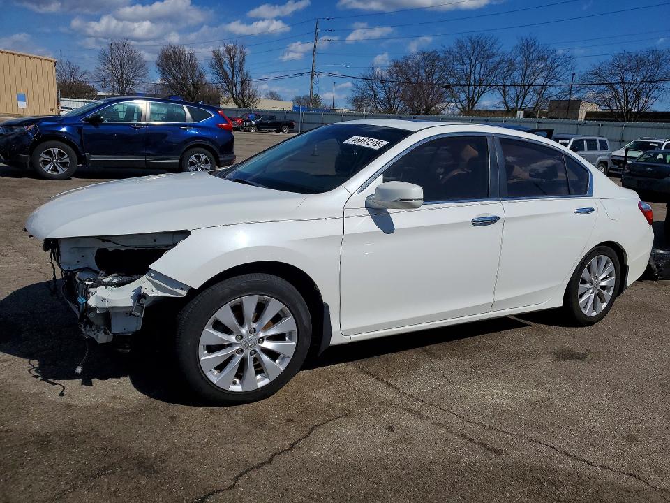 HONDA ACCORD 2014 with VIN 1HGCR2F8XEA025518 - Photo from auction