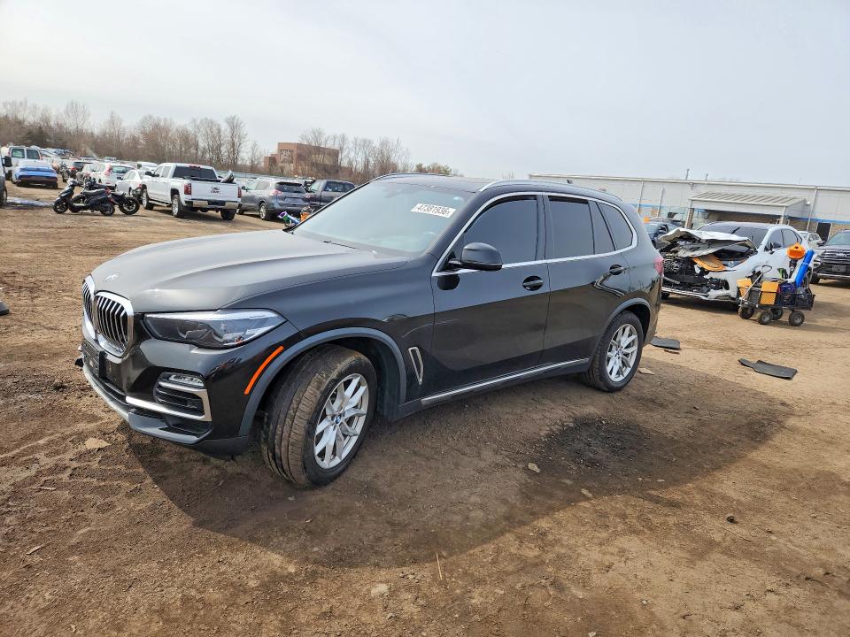 BMW X5 2021 with VIN 5UXCR6C04M9F76372 - Photo from auction