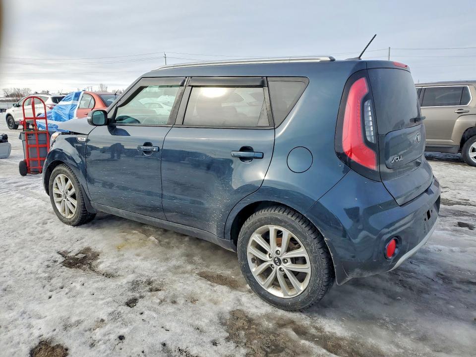Photo 2 from auction – 2017 KIA SOUL with VIN KNDJP3A50H7440640
