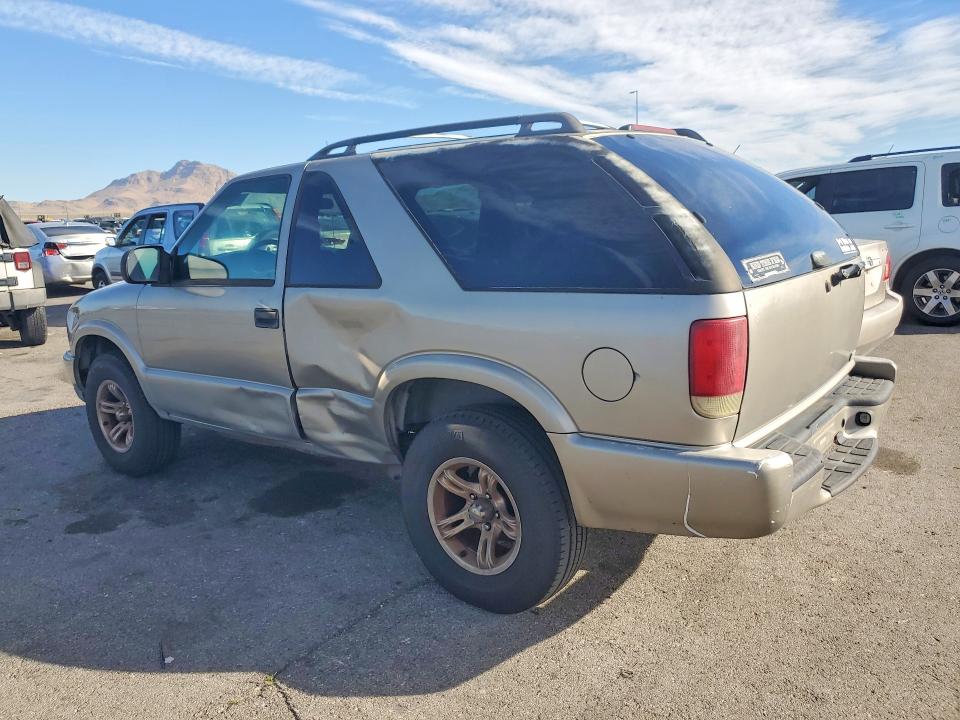 Photo 2 from auction – 2000 GMC JIMMY with VIN 1GKCS18W6YK221564