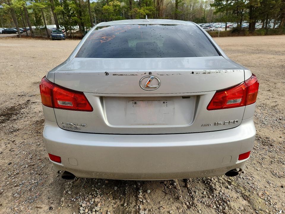 Photo 6 from auction – 2007 LEXUS IS 250 with VIN JTHCK262272012661