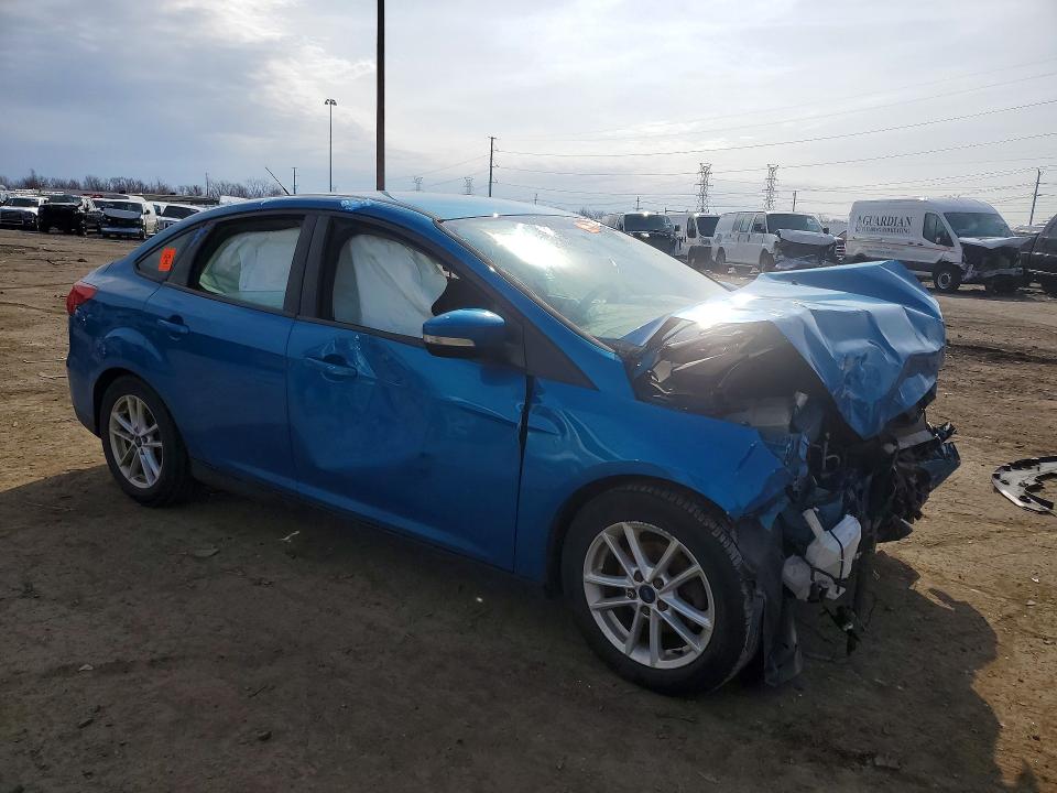 Photo 4 from auction – 2015 FORD FOCUS with VIN 1FADP3F29FL305534