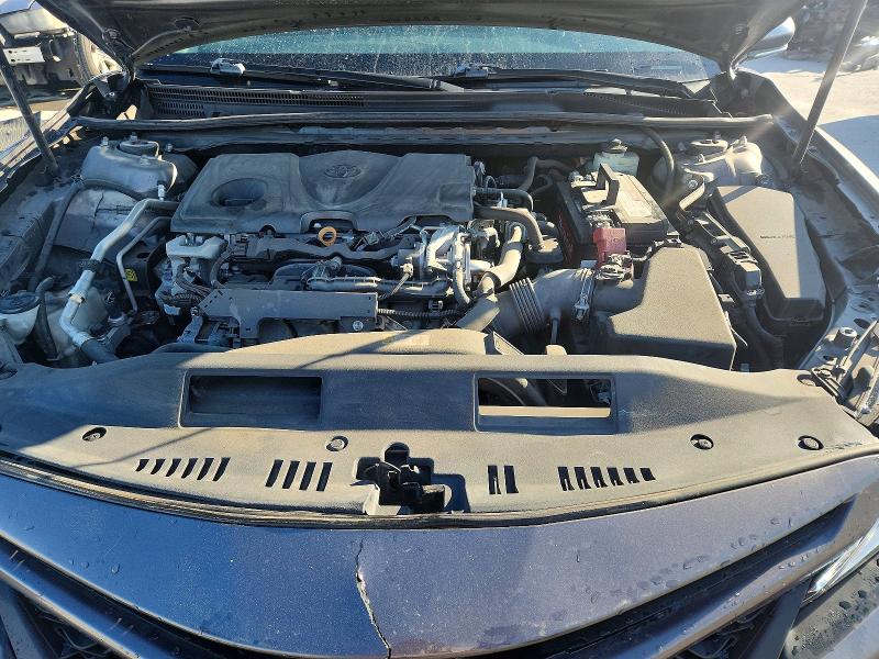 Photo 11 from auction – 2018 TOYOTA CAMRY with VIN 4T1B11HK5JU079804