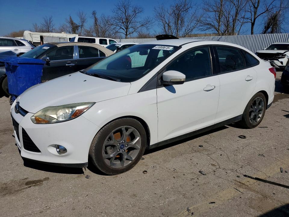 FORD FOCUS 2014 with VIN 1FADP3F24EL330971 - Photo from auction