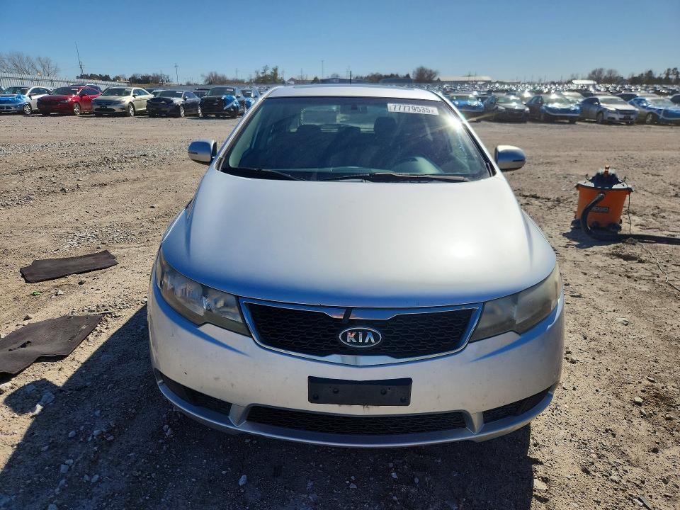 Photo 5 from auction – 2011 KIA FORTE with VIN KNAFU5A29B5361774