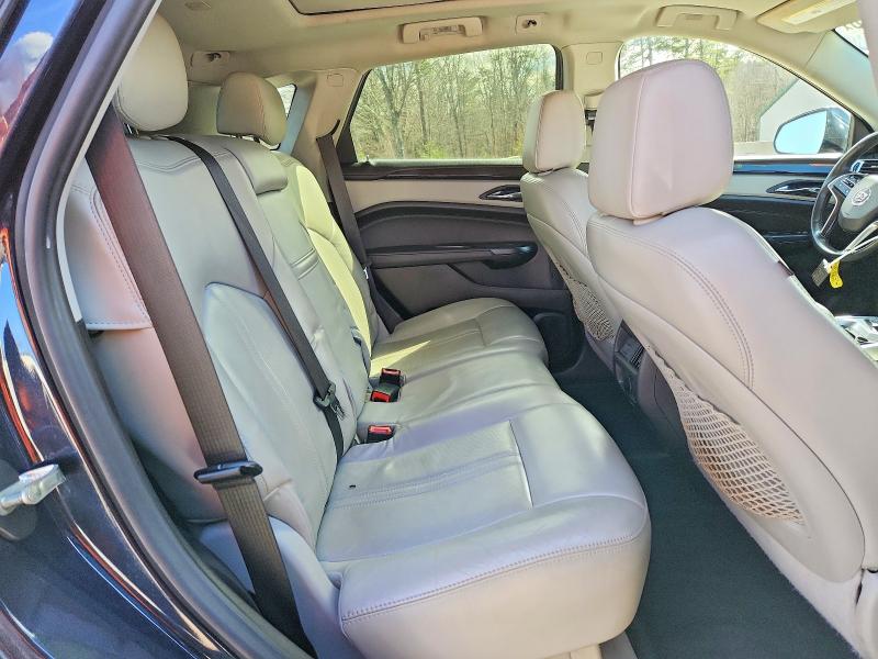 Photo 11 from auction – 2014 CADILLAC SRX with VIN 3GYFNFE39ES575984