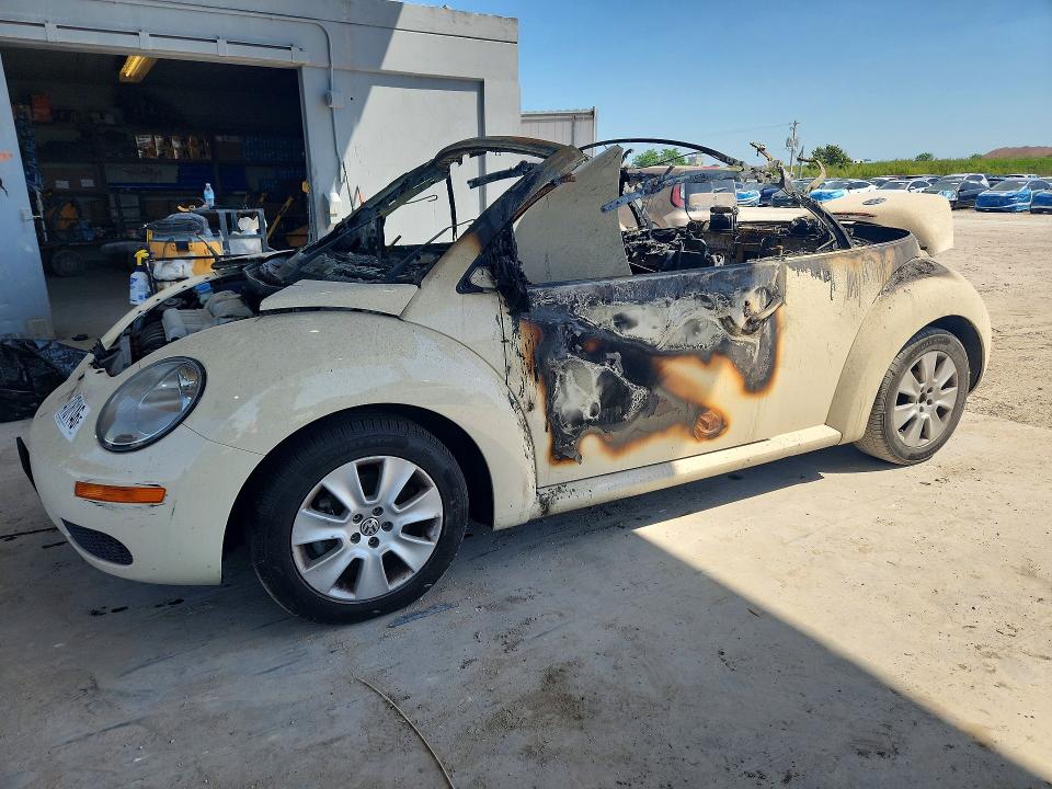 2010 VOLKSWAGEN NEW BEETLE - Търг №47161146