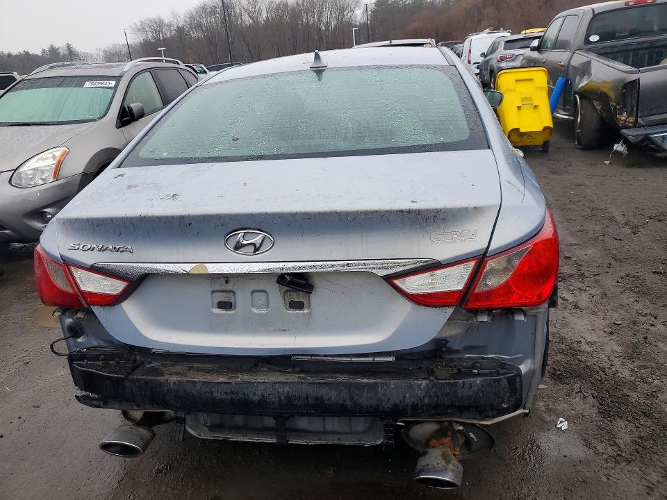 Photo 6 from auction – 2011 HYUNDAI SONATA with VIN 5NPEC4AC4BH240106
