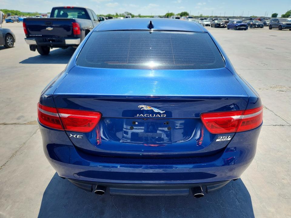 Photo 6 from auction – 2017 JAGUAR XE with VIN SAJAJ4BV4HA952430