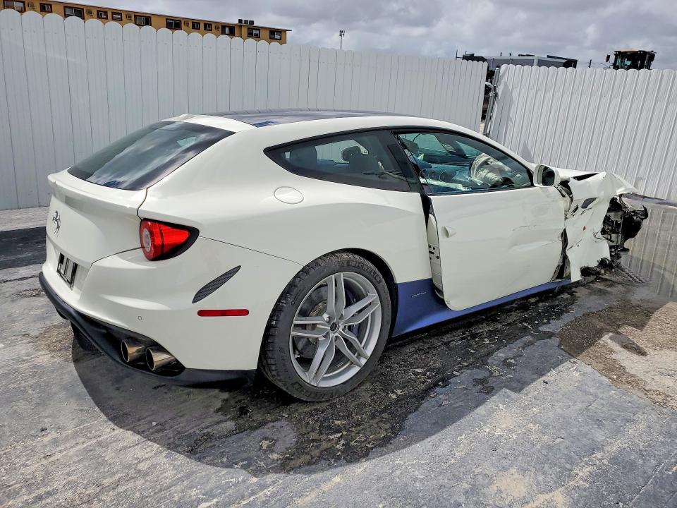 Photo 3 from auction – 2015 FERRARI FF with VIN ZFF73SKA4F0209484