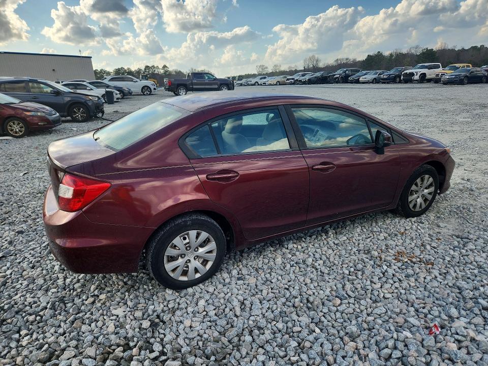 Photo 3 from auction – 2012 HONDA CIVIC with VIN 2HGFB2F5XCH596223