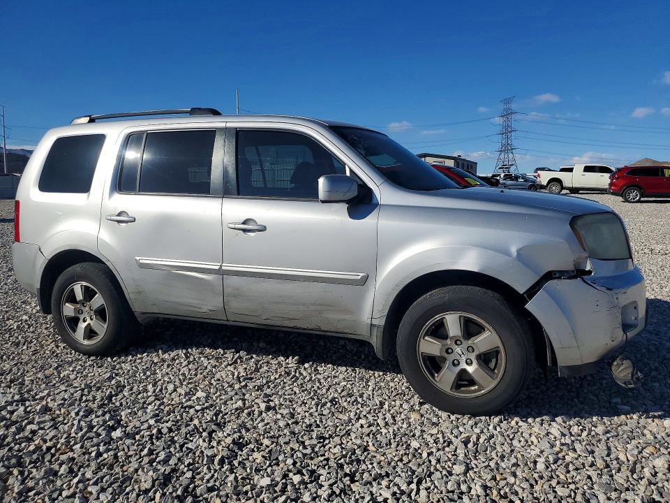 Photo 4 from auction – 2011 HONDA PILOT with VIN 5FNYF3H56BB036850