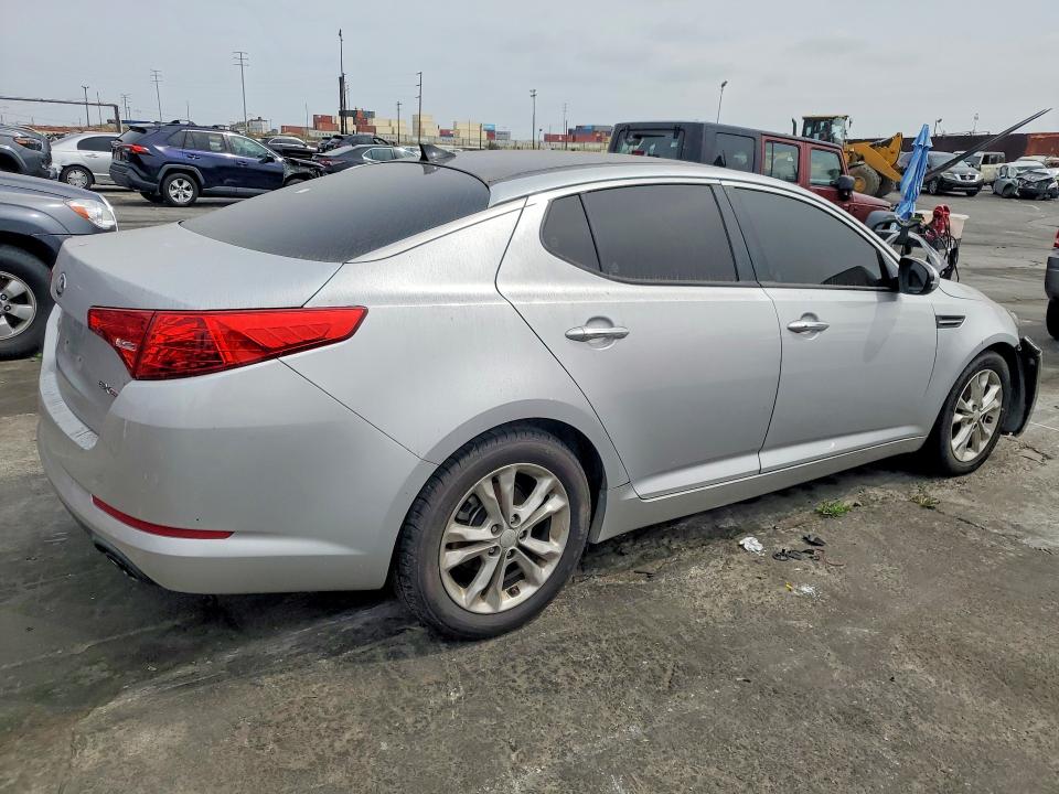 Photo 3 from auction – 2013 KIA OPTIMA with VIN 5XXGN4A78DG254580