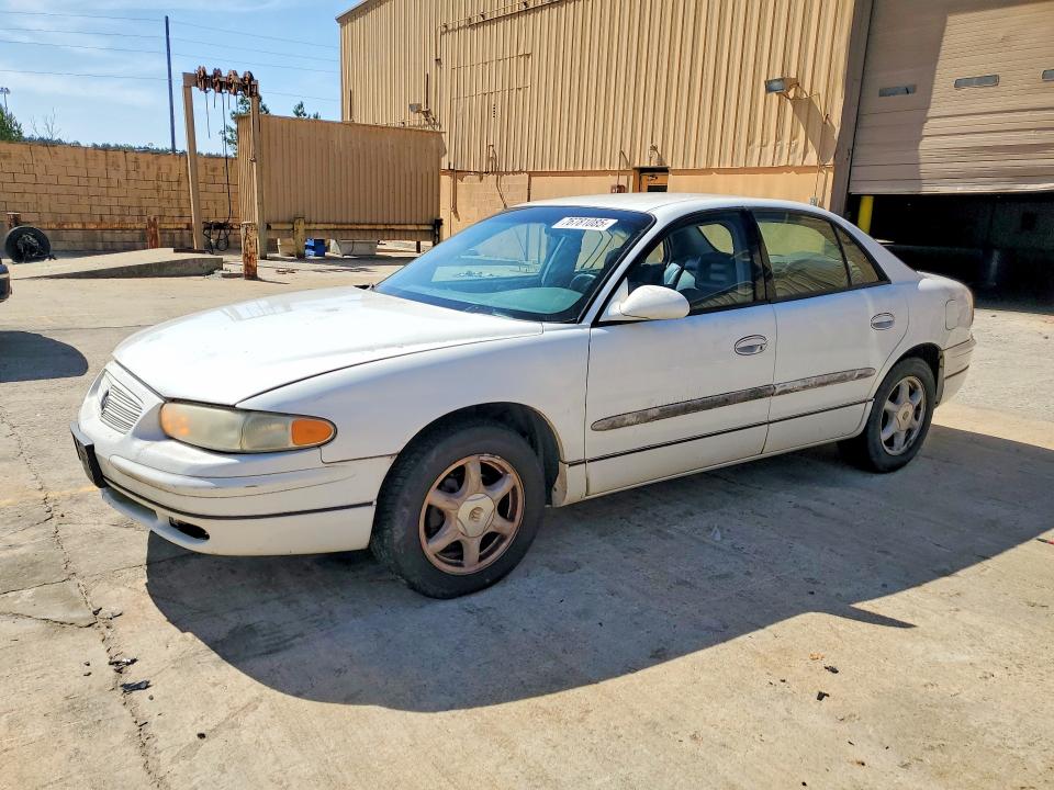 BUICK REGAL 2004 con VIN 2G4WB52K441357297 - Foto de la subasta