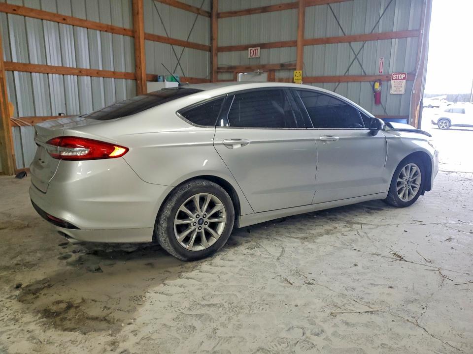 Photo 3 from auction – 2017 FORD FUSION with VIN 3FA6P0H7XHR259166