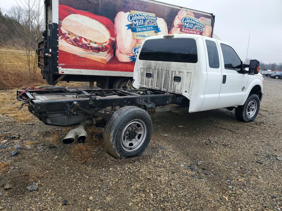 Photo 3 from auction – 2014 FORD F350 with VIN 1FD8X3FT1EEB13544