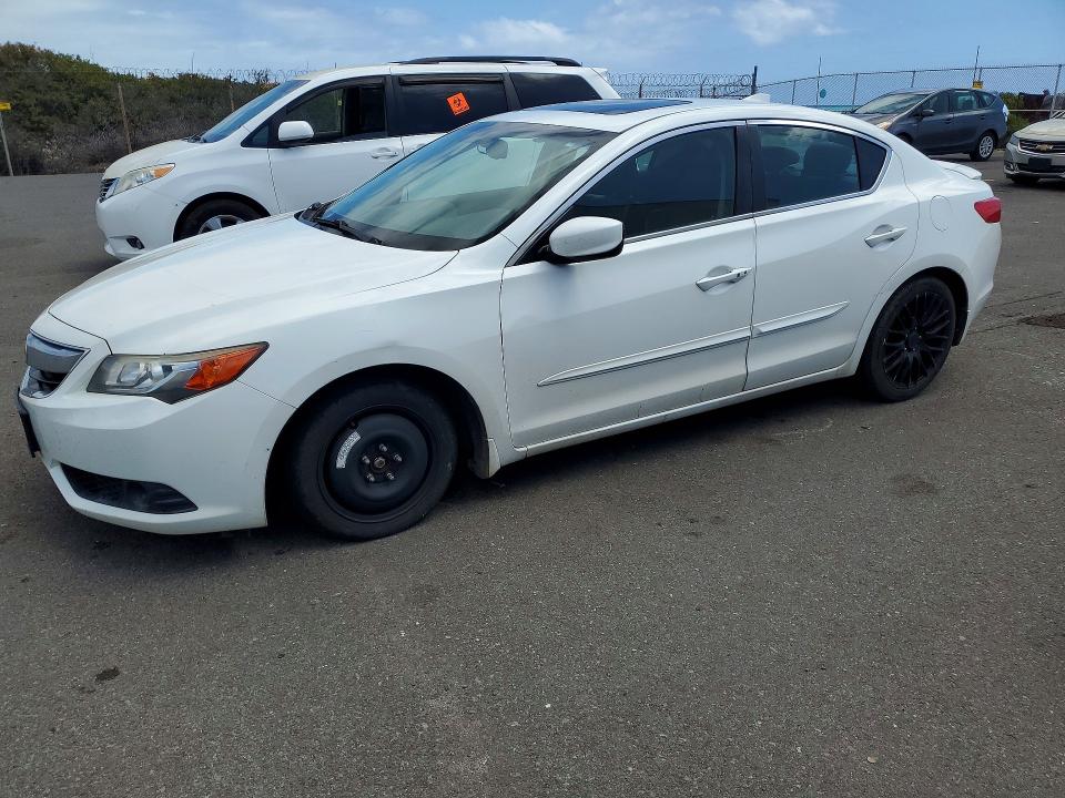 ACURA ILX 2013 с VIN 19VDE1F73DE008113 - Фото с аукциона
