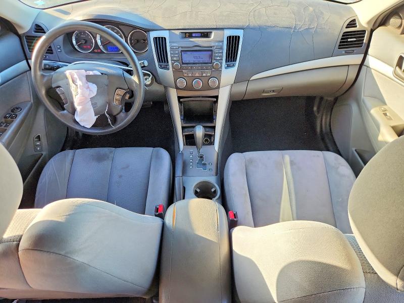 Photo 8 from auction – 2010 HYUNDAI SONATA with VIN 5NPET4AC6AH577889