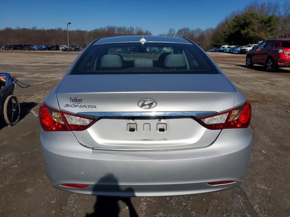 Photo 6 from auction – 2012 HYUNDAI SONATA with VIN 5NPEB4ACXCH414698